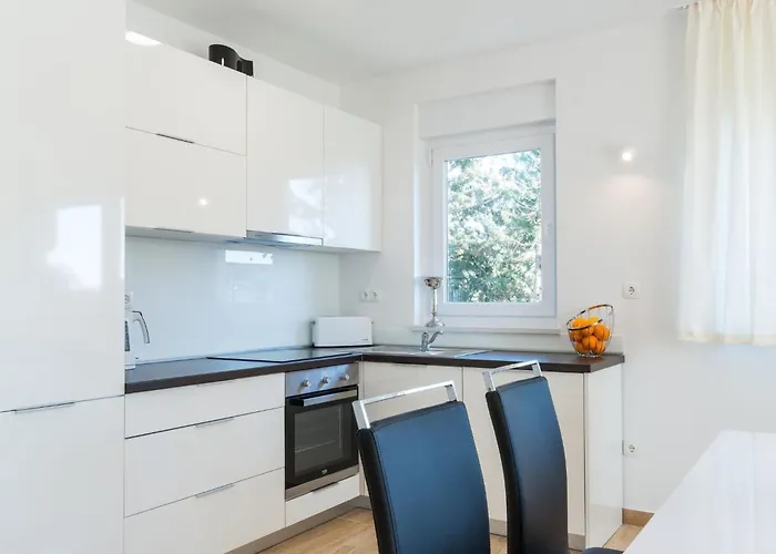 Apartman Martan By Interhome *